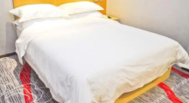 Номер Standard XingHe Hotel East Railway Branch