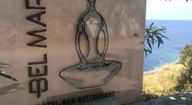 Bel'Mare Hôtel, Rezerwuj Hotel Hotele w Korsyka z parkingiem, Parking