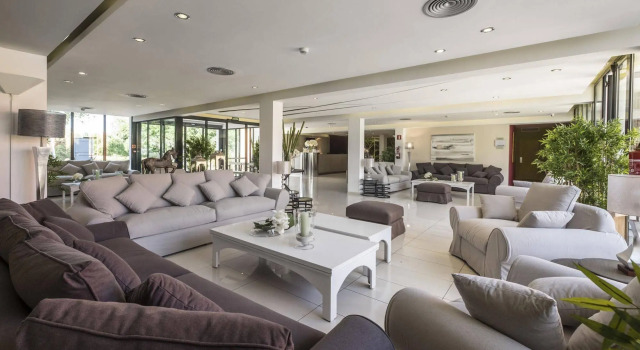 Hotel Eden Park by Brava Hoteles, Reservar Hotel Vilobi d'Onyar Girona Province