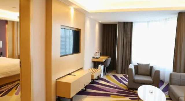 Люкс Business Lavande Hotel (Lufeng Longshan Avenue Branch)