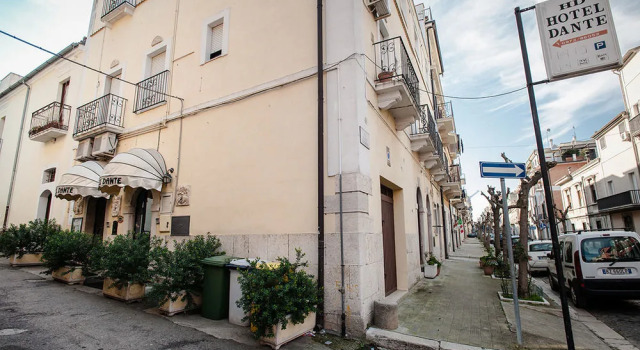 Hotel Dante, Book Hotel Hotels in Basilicata with Breakfast, Breakfasts