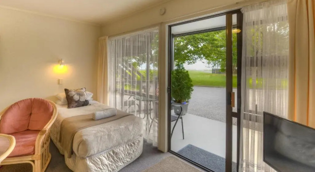 Двухместная студия Цокольный этаж Coastal Motor Lodge