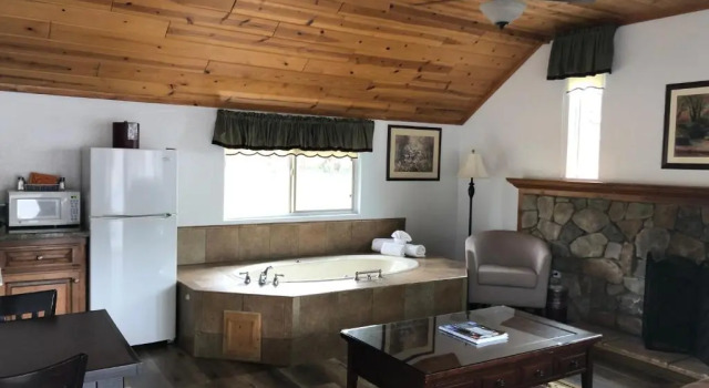 Люкс Bay Meadows Resort