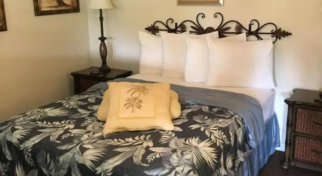 Davis House Inn, Rezerwuj Hotel Sebastian Floryda, w pobliżu Plaża Bimini