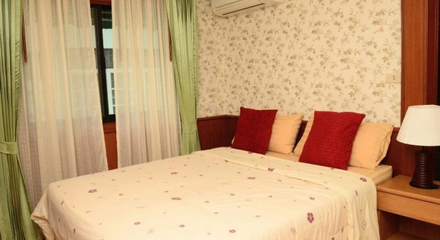 Orchid Rooms