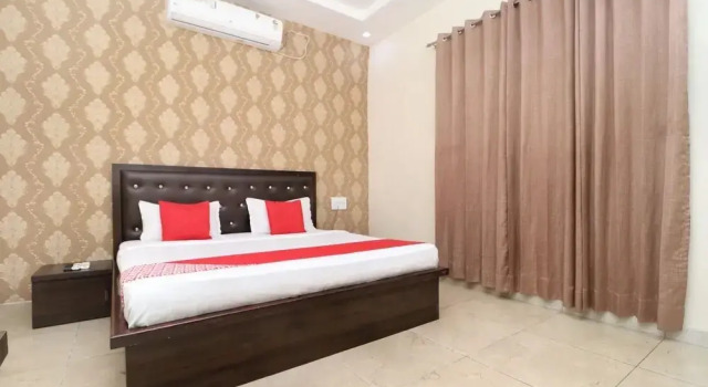 Samrat Regency By OYO Rooms