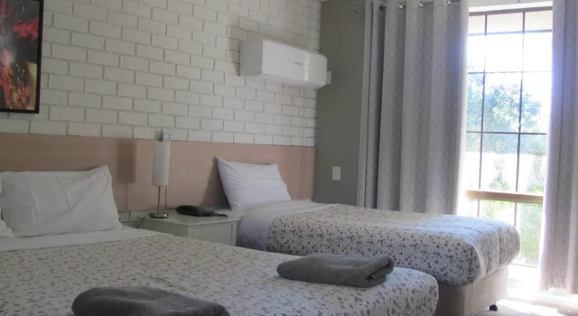 Двухместный номер Standard Bristol Hill Motor Inn