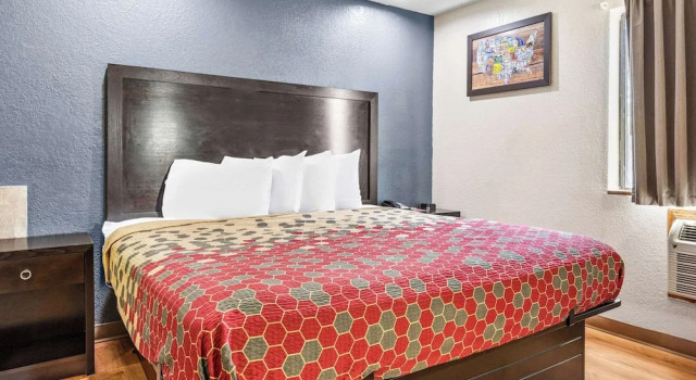 Двухместный люкс Econo Lodge Akron Copley Northwest
