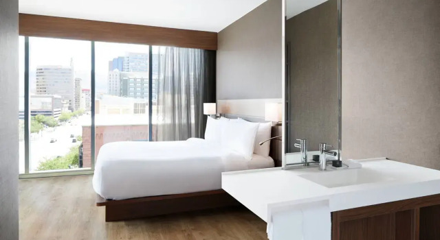 Номер Standard AC Hotel By Marriott Salt Lake City Downtown