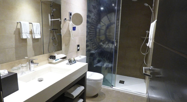 Двухместный люкс с видом на бассейн Hotel Indigo Barcelona - Plaza Catalunya 4Sup by IHG