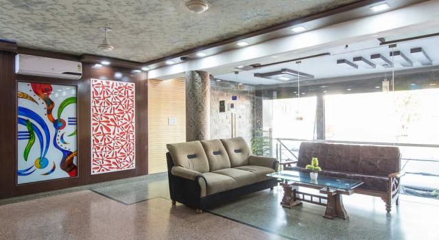 OYO 648 Hotel Royal Ecstasy, Забронировать Отель Отели штата Раджастхана 3 звезды, 3*
