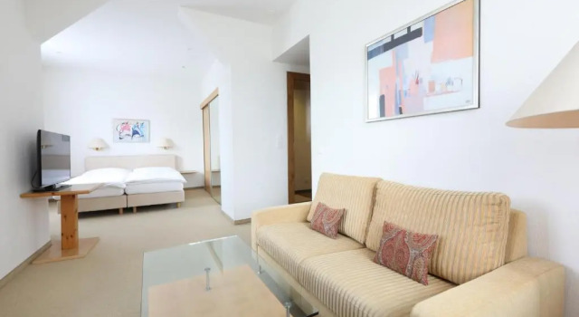 Полулюкс Hotel Concordia