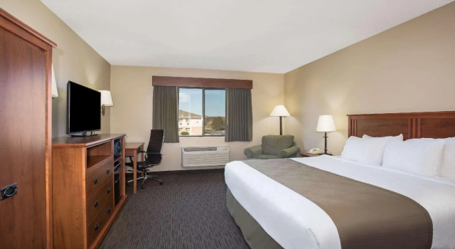 Двухместный номер Standard AmericInn by Wyndham Sioux City