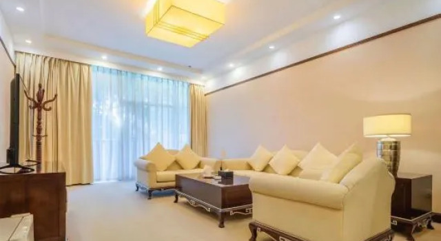 Люкс Huaxi Hotel