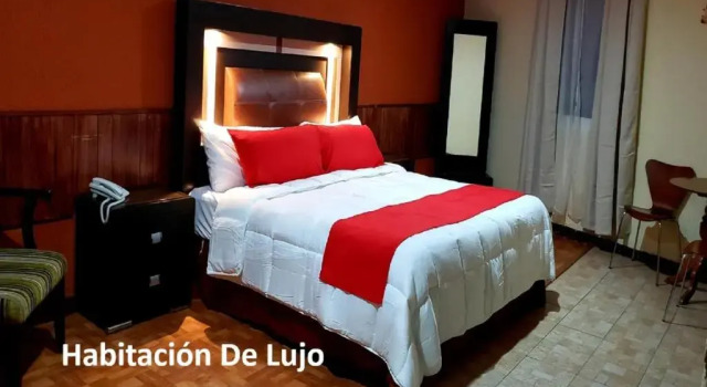 Номер Deluxe Hotel Murillo Plaza