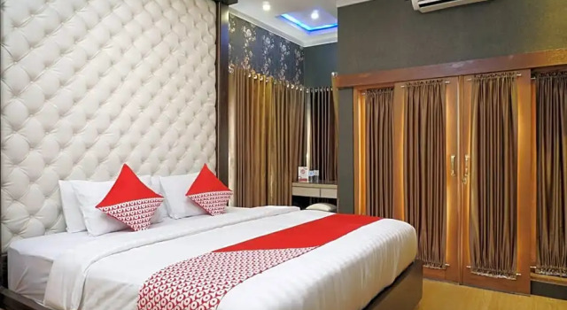 Люкс Deluxe OYO 444 Rafitha Homestay