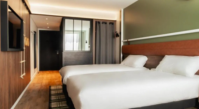 Трёхместный номер Standard ibis Styles Castelnaudary