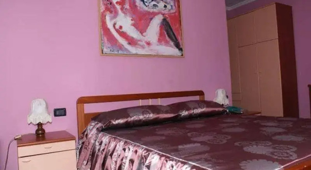 ART Hotel Tirana, Забронировать Отель Отели в центре Тираны, в центре, Завтраки