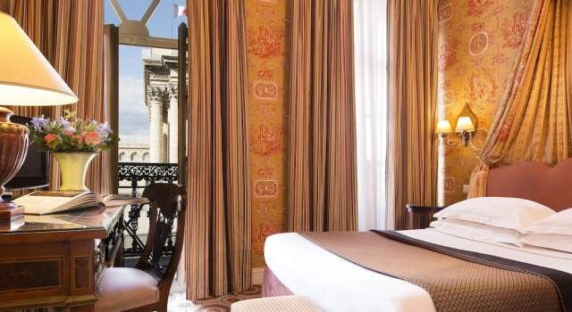 Двухместный номер Superior с балконом Hôtel des Grands Hommes