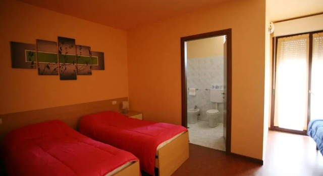 Трёхместный номер Standard с балконом Hotel del Boschetto
