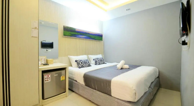 Люкс De Lux Bangkok Hotel