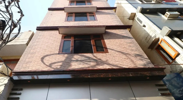 OYO 27669 Harkirat Niwas