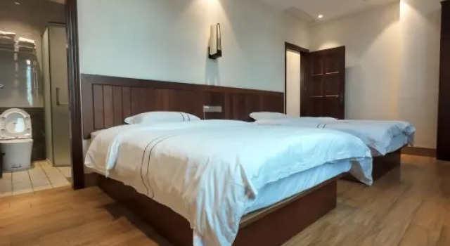 Люкс Premier Haikou Star Home Hotel