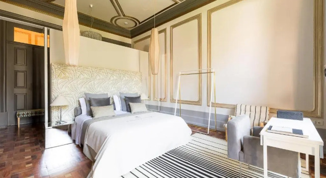 Полулюкс с видом на сад Charm Palace Porto