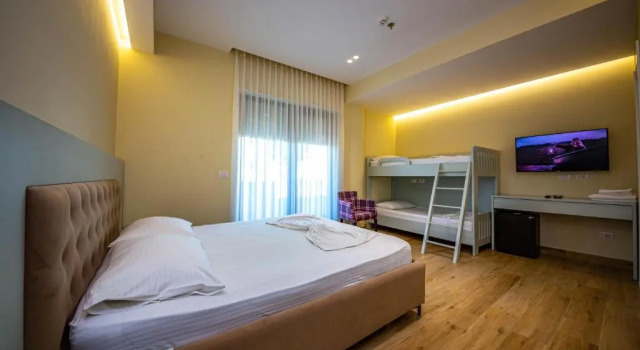 Семейный номер Standard с балконом и с частичным видом на море Hotel Bella Vista