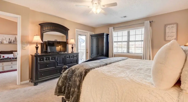 Branson Condo: 1 Mi to Dolly Parton's Stampede!, Забронировать Апартаменты/квартира Отели Table Rock Lake с парковкой, Парковка