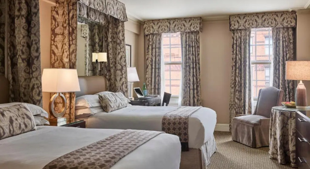 Четырёхместный номер Deluxe The Eliot Hotel