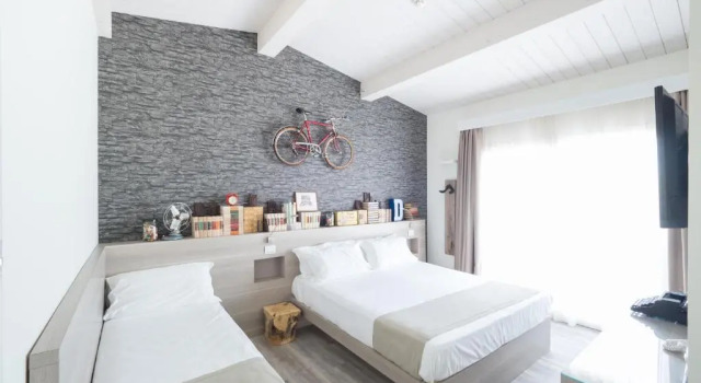 Полулюкс с видом на море Hotel La Meridiana