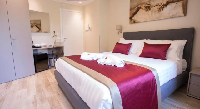 Двухместный номер Deluxe с балконом Leonardo Da Vinci Guest House