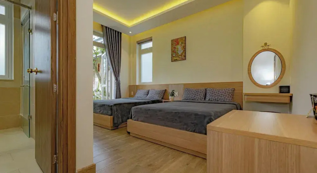 Двухместный номер Deluxe с балконом и с видом на внутренний двор An Mai Boutique Hotel