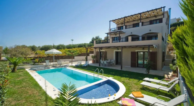 Коттедж Villa Orsalia with private pool