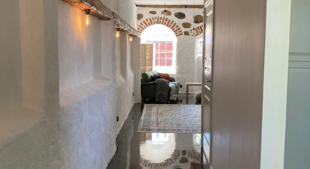 Roslövs gård B&B, Varaa Bed and Breakfast SPA-hotellit kohteessa Lagos, SPA