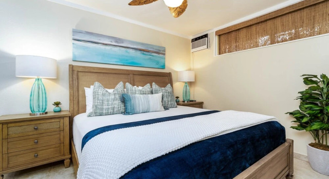 Kuleana 405 Oceanfront 1Bedroom 1 Condo by RedAwning, Забронировать Отель Капалуа Лахайна
