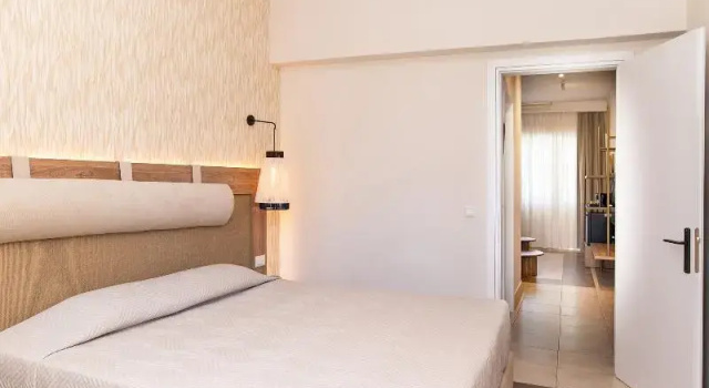 Люкс Classic с балконом Achilleas Beach Hotel Adults Only