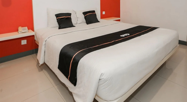 Capital O 93347 Glodok Inn By NAM Near Glodok Plaza, Забронировать Отель Отели Джакарты с парковкой, рядом с Glodok Market, Парковка