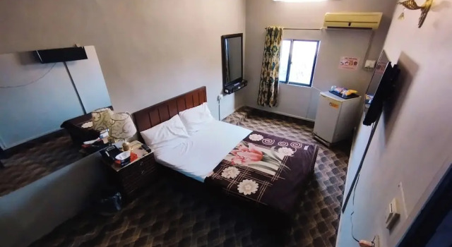 Classic room Hilltop Hotel