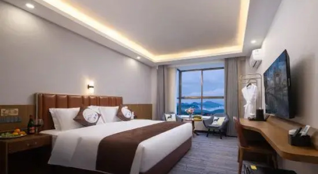 Elong Wanguo Hotel (Xishuangbanna Daizuyuan), Prenota Hotel Hotel a Yunnan con piscina, Piscina