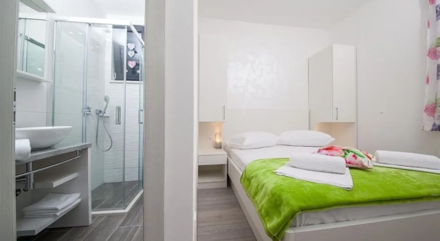 Villa Matić, Book Villa Cottages in Split-Dalmatia County, Cottage