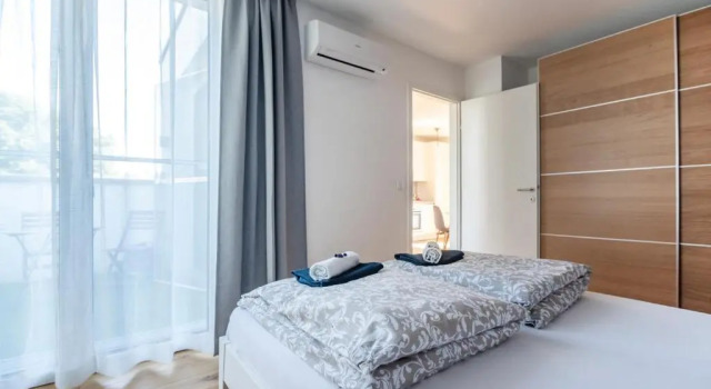 Апартаменты VIC & UNO City Charming Apart Plus Garage