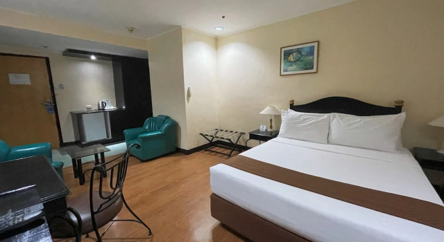 Полулюкс с видом на город Golden Peak Hotel & Suites powered by Cocotel