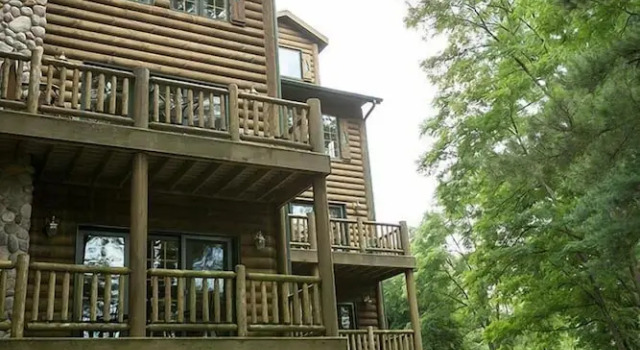 Log Gables - Lake Front, Забронировать Отель Отели The Dells 3 звезды, 3*
