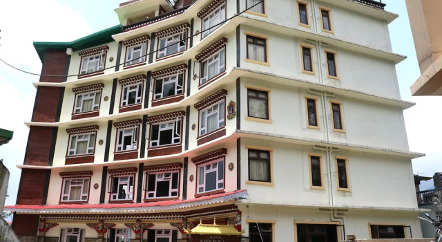 Hotel Shambala Inn, Book Hotel Hotels in Sikkim with Parking, Parking