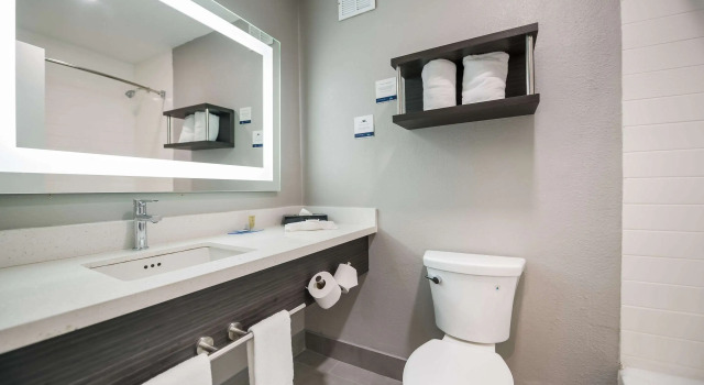 Standard Vierer Zimmer Clarion Pointe Marshall