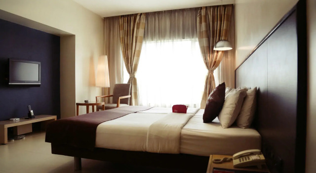 Hotel Sirona, Buchen Sie Hotel Pune Maharashtra, in der Nähe von Ruby Hall Clinic
