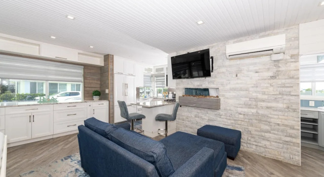 Tropic Isle Boutique Hotel