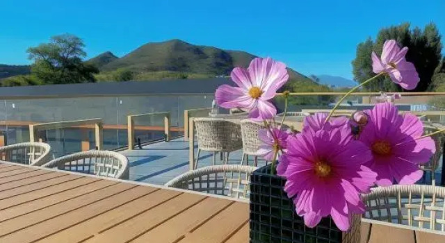 Banpo Mulan Private Hot Spring Courtyard Holiday Homestay (Badaling Great Wall Branch), Book Hotel Hoteller i Beijing Province med parkering, Parkering